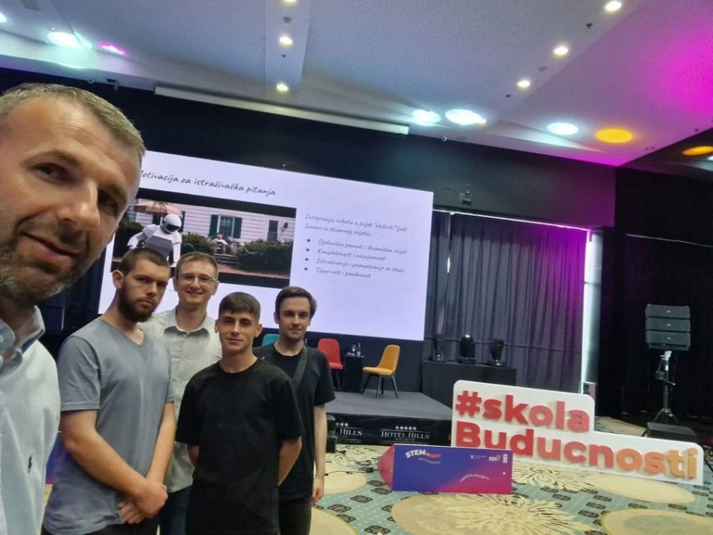 Mješovita srednja škola nagrađena za najbolji srednjoškolski projekat "Škole budućnosti" u oblasti robotike 🥇🥇 Mješovita srednja škola nagrađena za najbolji srednjoškolski projekat "Škole budućnosti" u oblasti robotike 🥇🥇