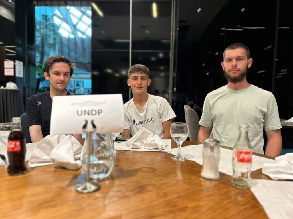 Mješovita srednja škola nagrađena za najbolji srednjoškolski projekat "Škole budućnosti" u oblasti robotike 🥇🥇 Mješovita srednja škola nagrađena za najbolji srednjoškolski projekat "Škole budućnosti" u oblasti robotike 🥇🥇