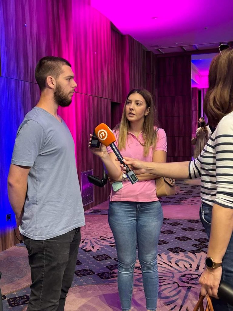 Mješovita srednja škola nagrađena za najbolji srednjoškolski projekat "Škole budućnosti" u oblasti robotike 🥇🥇 Mješovita srednja škola nagrađena za najbolji srednjoškolski projekat "Škole budućnosti" u oblasti robotike 🥇🥇