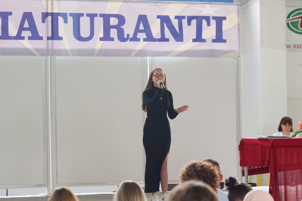 Svečana dodjela diploma za 202 maturanta i maturantice Mješovite srednje škole Svečana dodjela diploma za 202 maturanta i maturantice Mješovite srednje škole