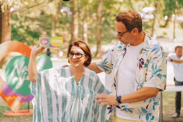 Najezda Flamingosa U Jajcu najezda flamingosa u jajcu