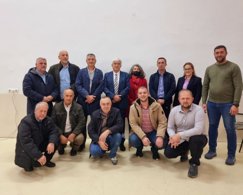Svečani ispraćaj u penziju uvaženog kolege Seada Kurtića Svečani ispraćaj u penziju uvaženog kolege Seada Kurtića