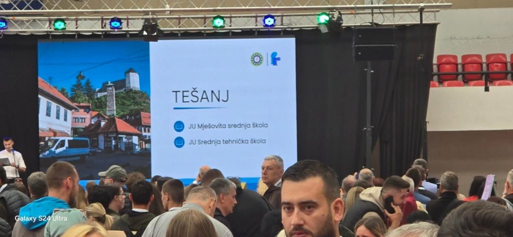 Veliki uspjeh naših učenika na XVII Festivalu rada u Travniku! Veliki uspjeh naših učenika na XVII Festivalu rada u Travniku!