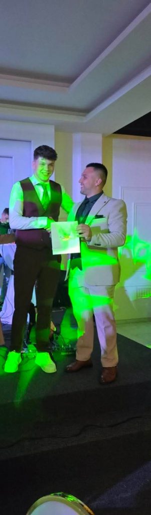 Mladost, ljepota i glamur: 250 naših maturanata proslavilo završetak važnog životnog poglavlja! Mladost, ljepota i glamur: 250 naših maturanata proslavilo završetak važnog životnog poglavlja!