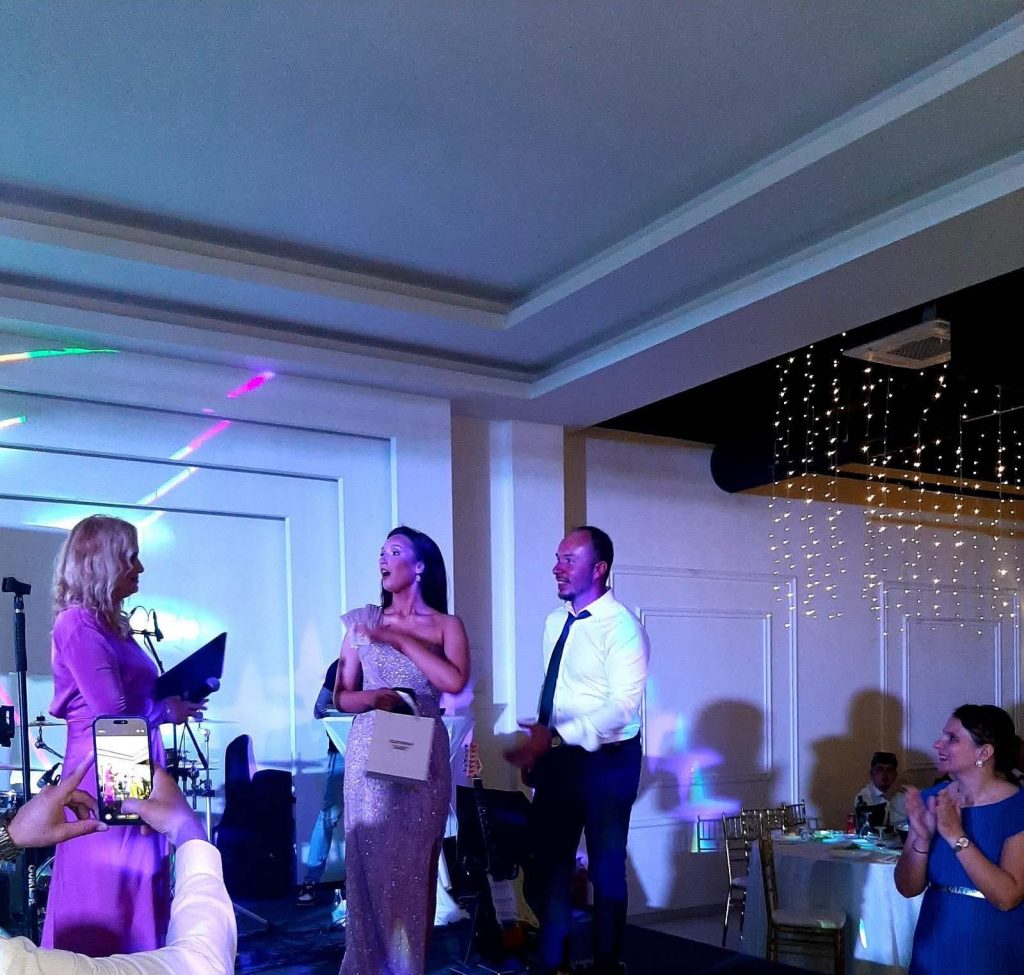 Mladost, ljepota i glamur: 250 naših maturanata proslavilo završetak važnog životnog poglavlja! Mladost, ljepota i glamur: 250 naših maturanata proslavilo završetak važnog životnog poglavlja!