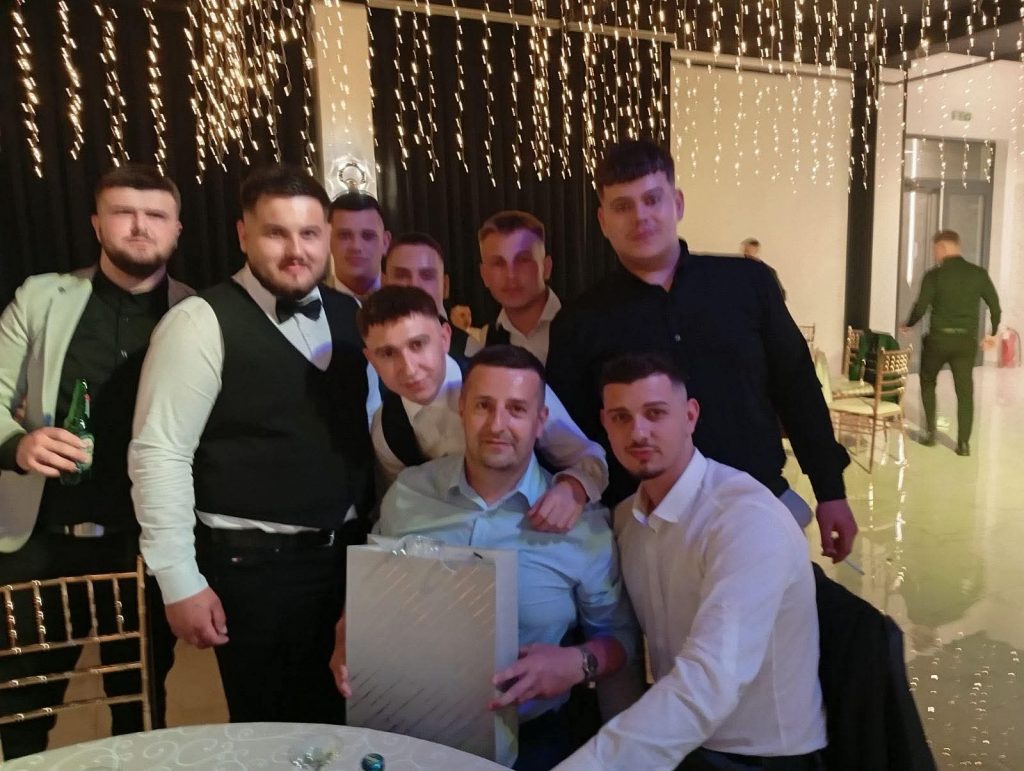 Mladost, ljepota i glamur: 250 naših maturanata proslavilo završetak važnog životnog poglavlja! Mladost, ljepota i glamur: 250 naših maturanata proslavilo završetak važnog životnog poglavlja!