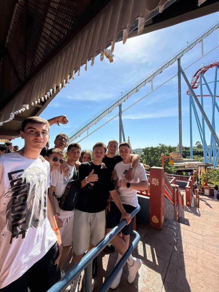 Lude vožnje i morska uživancija: Maturanti posjetili čuveni PortAventura park