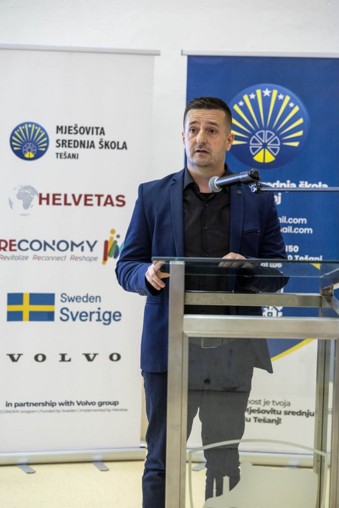 Svečano otvoren novi program i savremeni centar za praktičnu nastavu automehatronike teških vozila