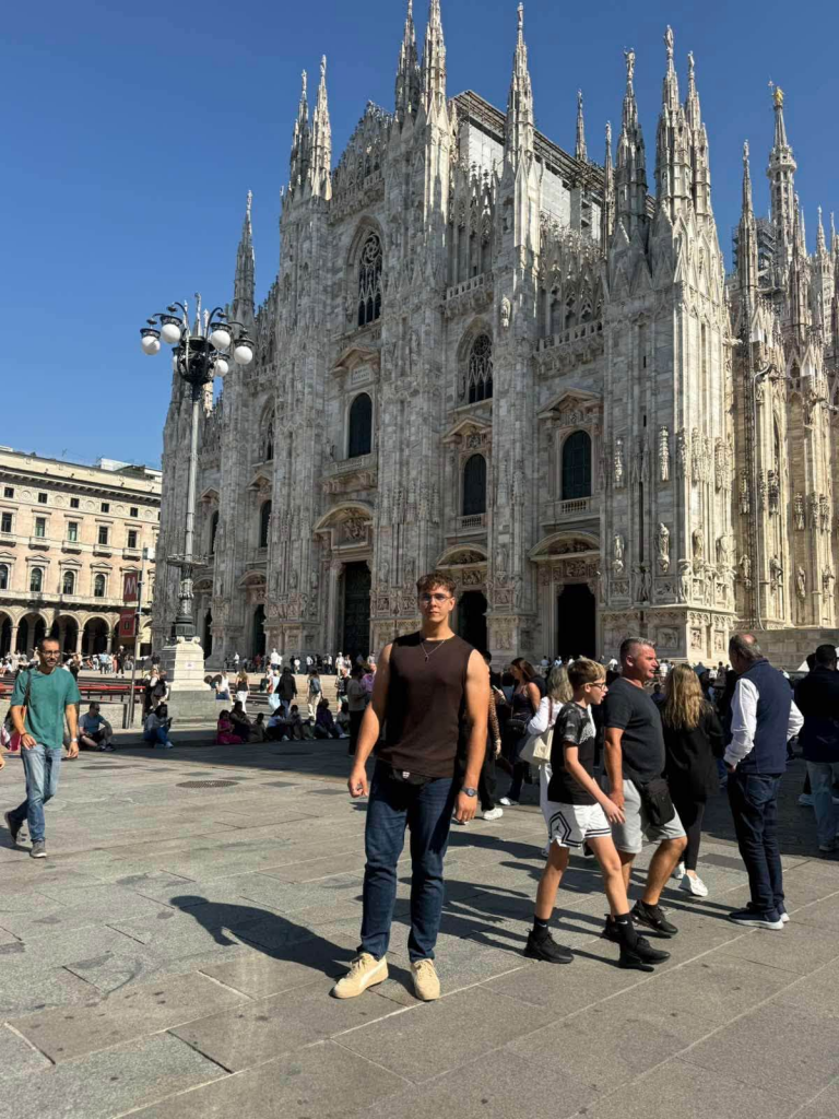 Posljednja stanica na putu kući: Maturanti očarani Milanom